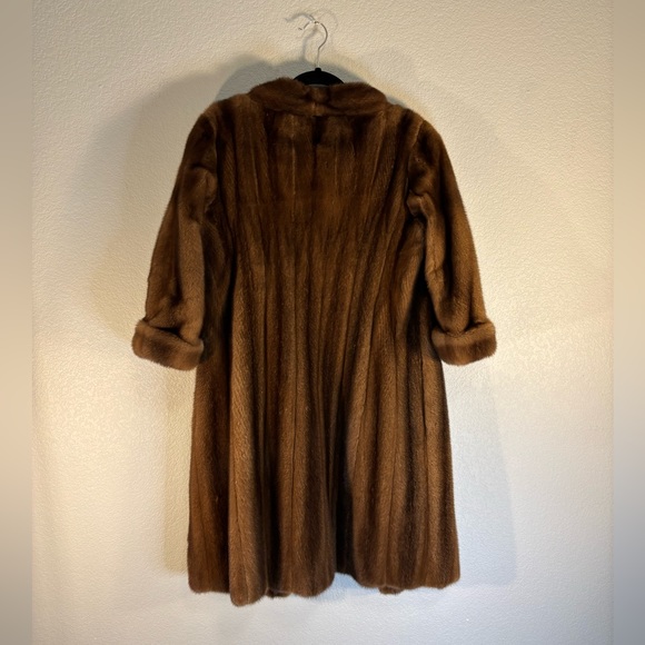 MICHAEL KORS Long Brown Fur Coat with Pockets 🤎🍂 Elegant & Stylish & Classy - Picture 2 of 13